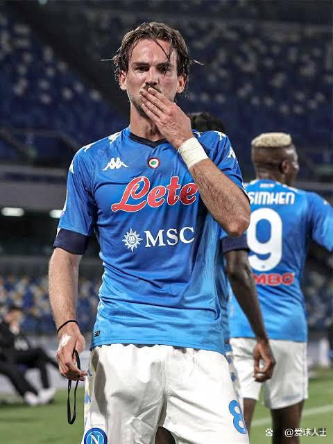 开元棋牌官网入口-玄冥二老按住赵敏日